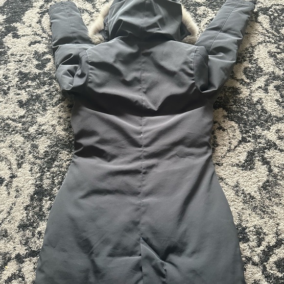 Canada Goose Women's Gray Ski Jacket with Fur Hood - Picture 9 of 16